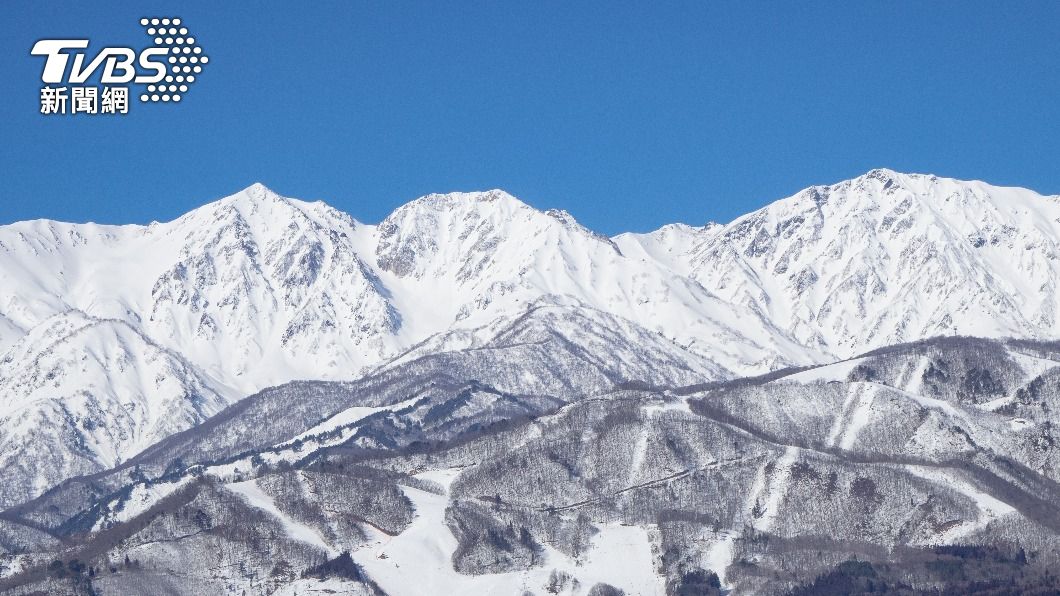 日本長野驚傳雪崩10人受困　2人獲救送醫、8人自行下山