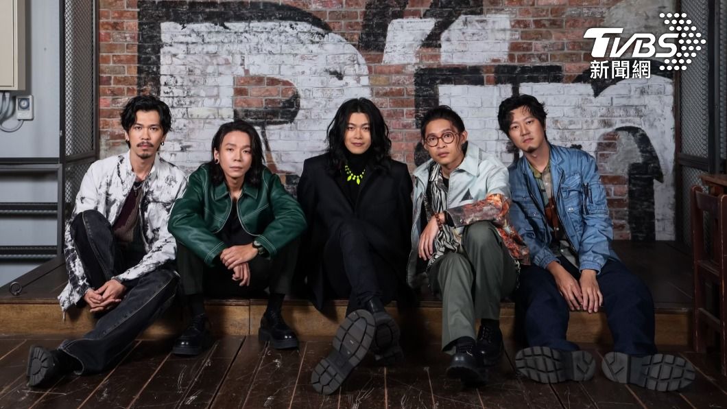 麋先生一路走來貴人不少,其中「岩石音樂」老闆二中對他們影響最大。(圖/趙世平攝)