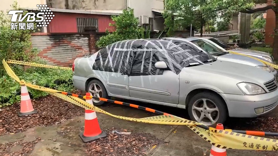 酒駕男3次倒車撞警車　副所長「2彈打死女乘客」二審逆轉免國賠