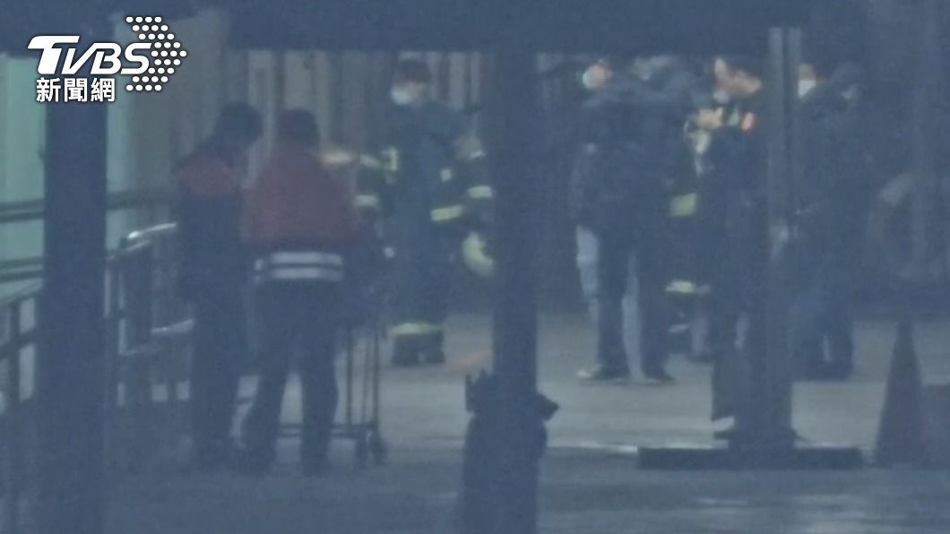 大批警消人員到場救援。（圖／陳盈仁攝）