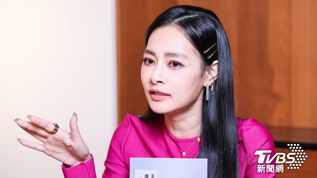 王思佳希望透過書中分享,讓大家少走冤枉路。(圖/趙世平攝)