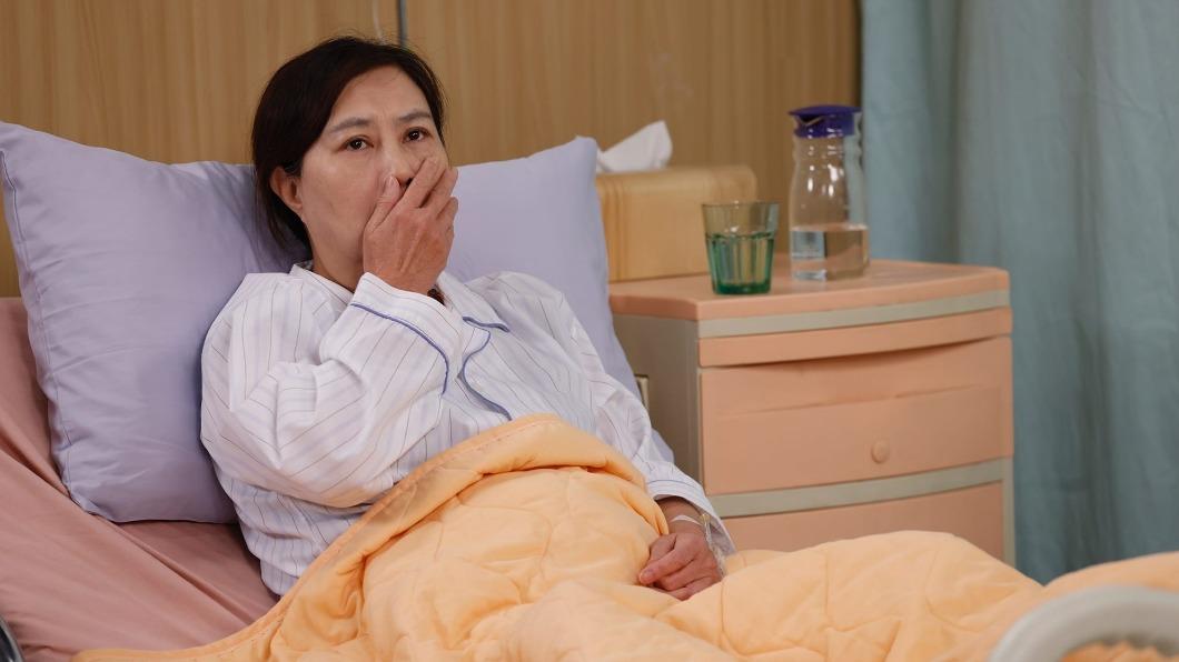 八點檔女星驚爆斷聯女兒30年 「沒勇氣打電話」哭喊:對不起她