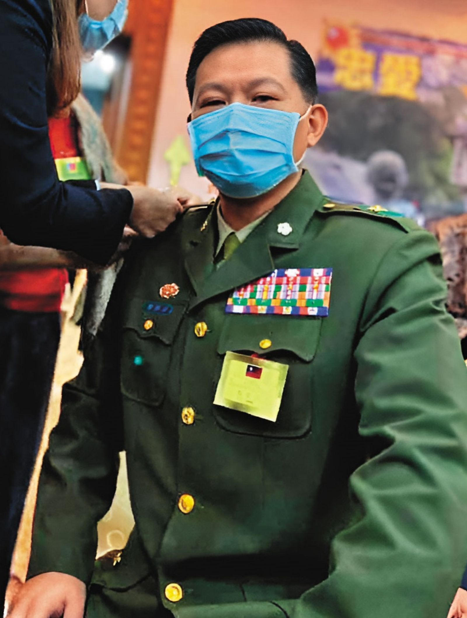 謝靜華曾任總統當選人賴清德「萬里警衛室」主任,爭議頻傳。 (圖/翻攝淡江戰略所臉書)