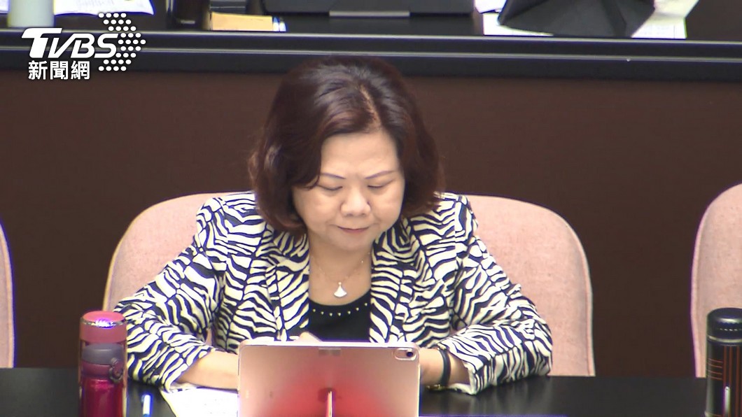 勞動部長稱印度移工「膚色相近」挨轟 外交部道歉了