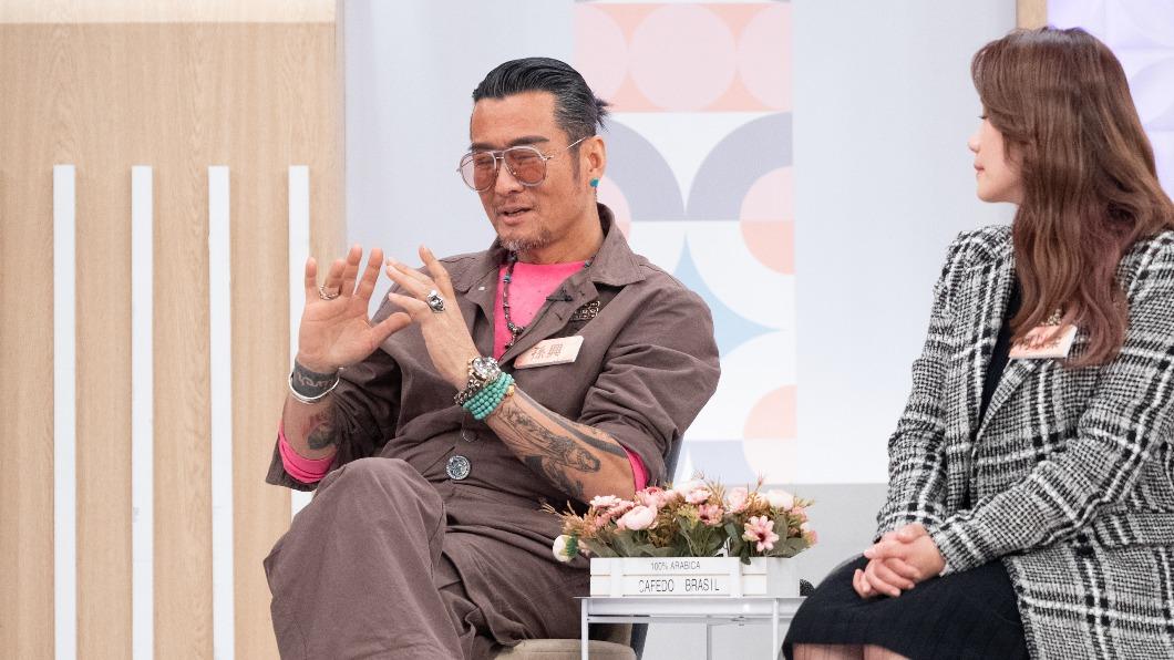 孫興爆多次想輕生!人生黑暗「吃1個月泡麵」 錄影突哽咽說不出話