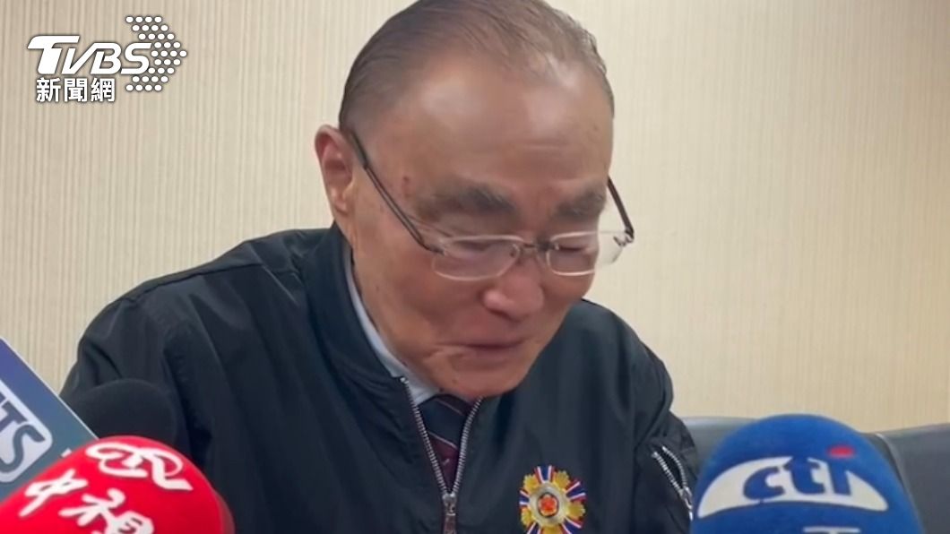 馮世寬今赴立法院外交及國防委員會報告業務概況,並備質詢。(圖/陳昫蓁攝)