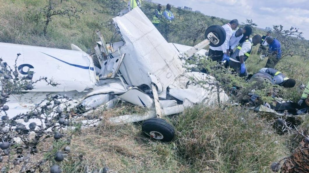 肯亞訓練機「撞上44人客機」墜毀 教練學員均罹難
