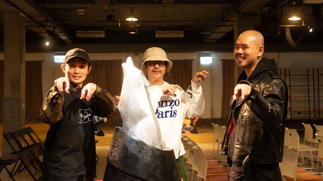 金曲MV導演陳奕仁(右起)、比爾賈以及殷振豪,透過講座和民眾分享拍攝經驗。(圖/金狼獎執委會提供)