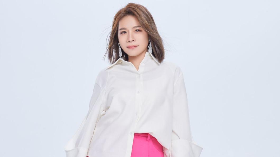 擁有溫暖歌聲的江美琪,也將在「H³ RIZZ UP演唱會」上獻唱。(圖/新視紀整合行銷提供)