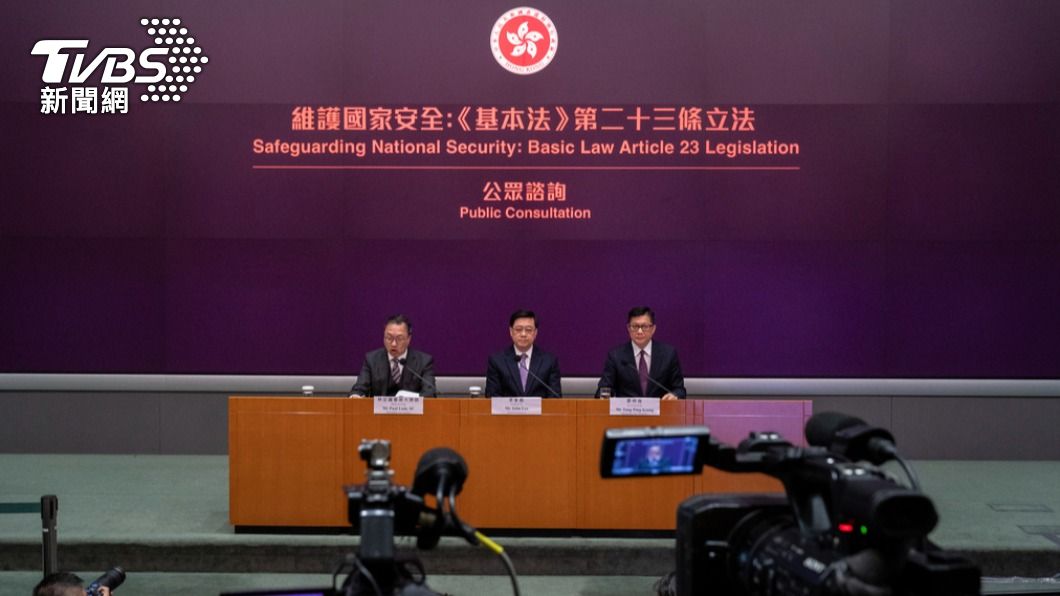 港國安法實施後要趕走臉書、YT? 港府:不會輕易查封任何社群