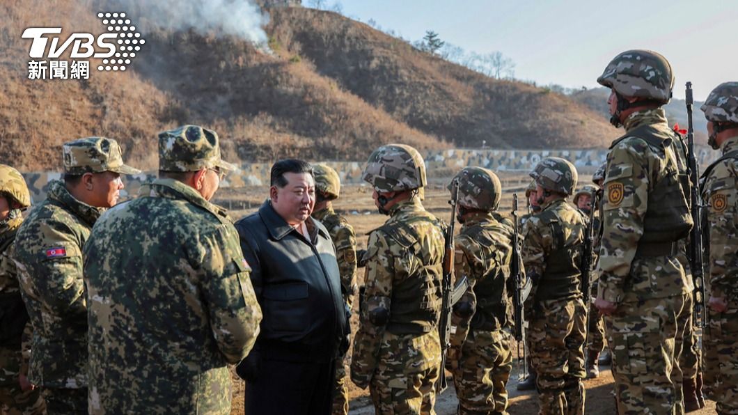 金正恩指示軍方加強演習、提高作戰能力。(圖/達志影像美聯社)