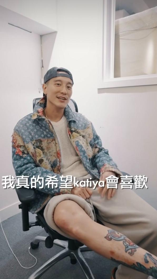 王陽明很滿意完成品。(圖/翻攝自王陽明IG)
