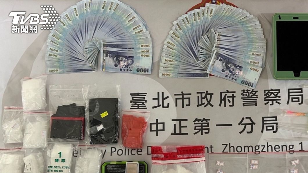 警方查扣相關贓證物。(圖/TVBS)