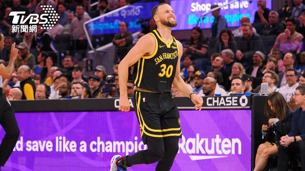 NBA／賠了比賽又折將！柯瑞「右踝大扭」傷退　本季缺陣勇士全敗