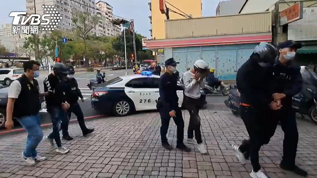 3煞追撞+球棒狂毆丟丟妹男友 駕駛10萬交保2嫌遭羈押