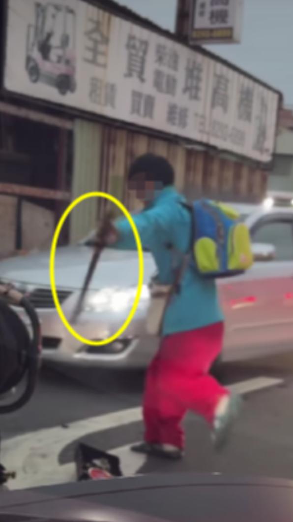 民眾見狀急忙報警。(圖/翻攝自我是五股人 臉書)