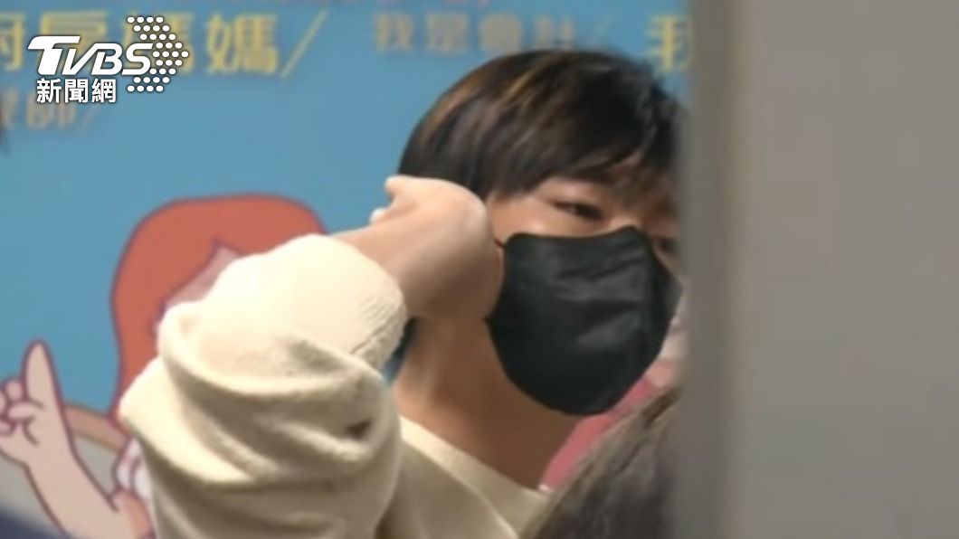 炎亞綸表示不方便透露和解金額。(圖/TVBS)