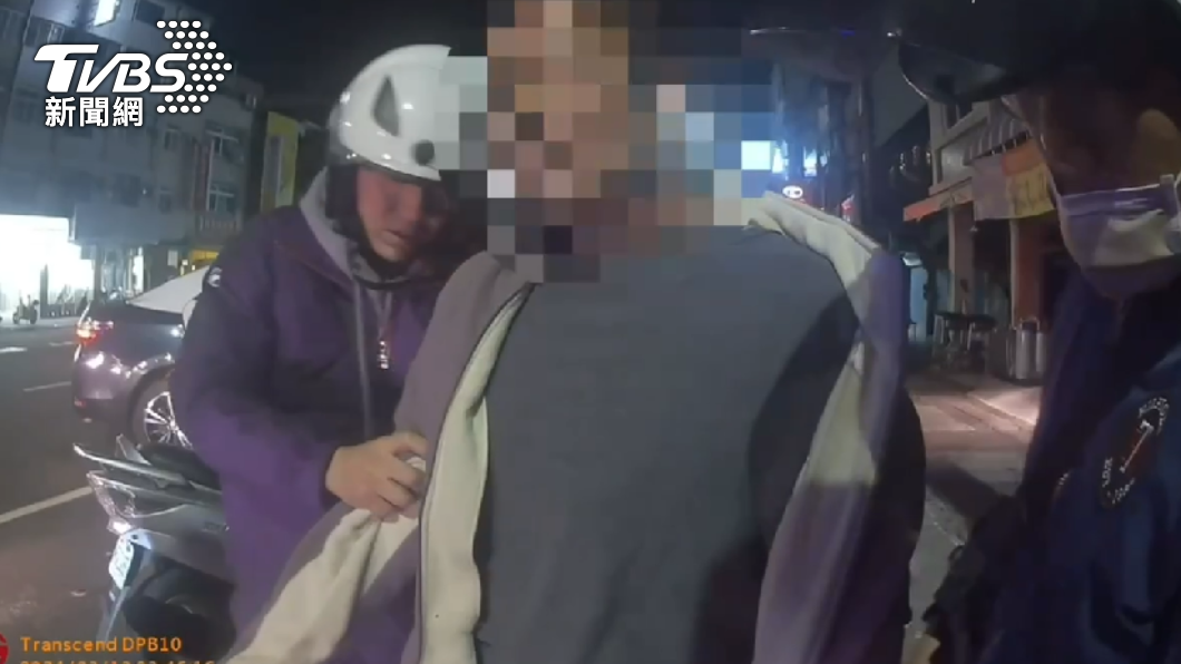 高雄男持槍洗劫地下錢莊業者 奪車逃逸五小時內狼狽遭逮