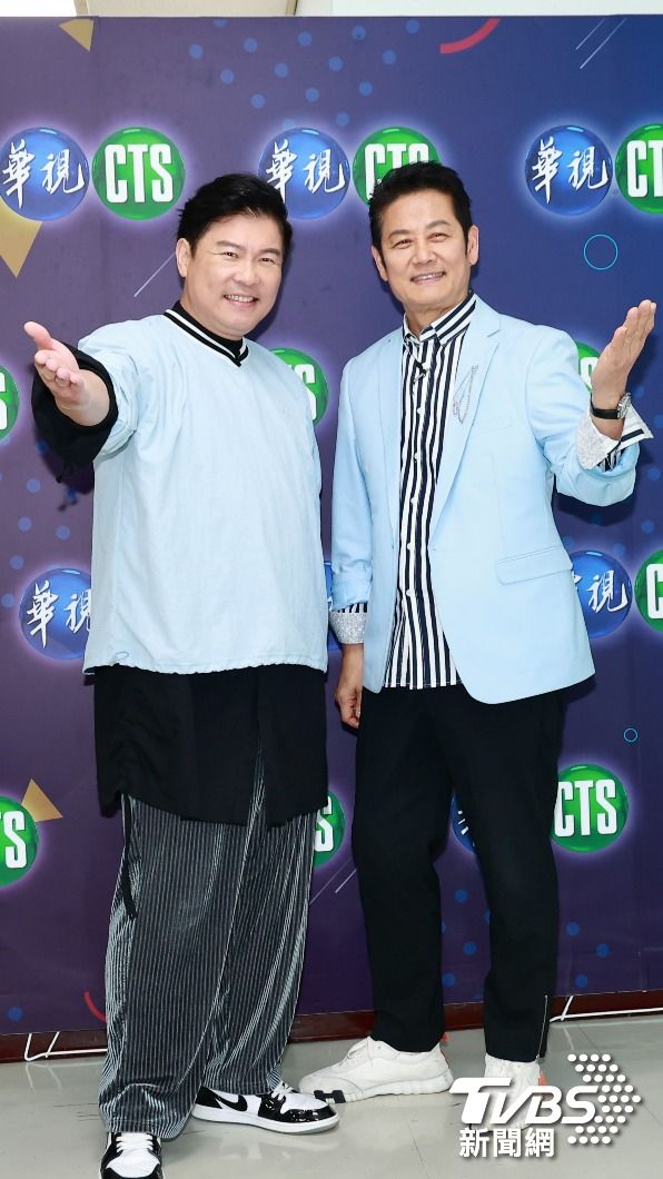 徐乃麟和曾國城是多年好搭檔。(圖/黃城碩攝)
