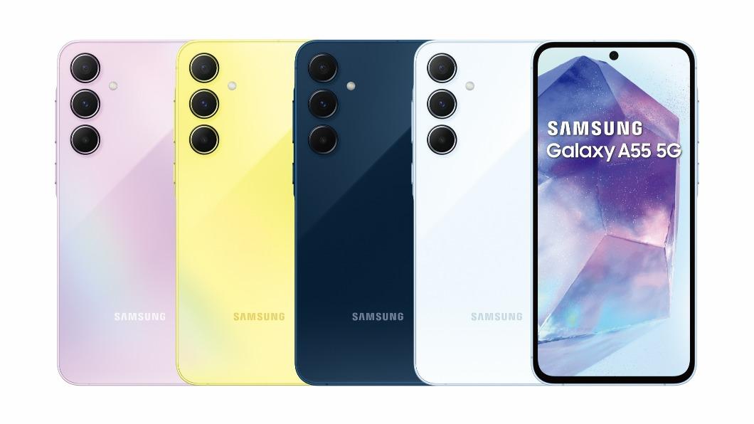 Galaxy A55 5G共推出雪沙紫、凍檸黃、冰藍莓、蘇打藍四款顏色。(圖/業者提供)