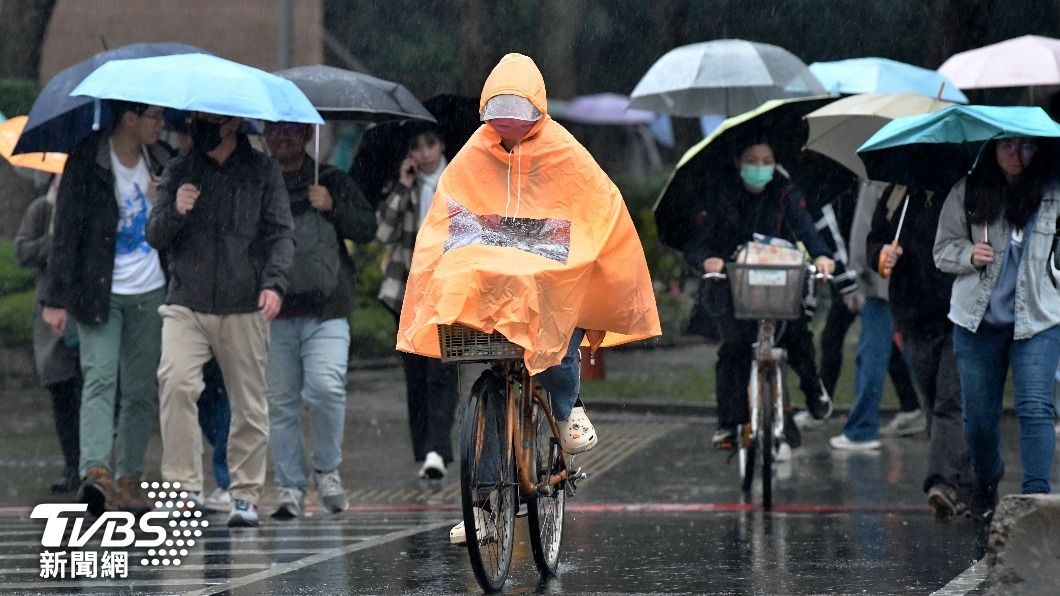 天氣/大雷雨來了!全台猛變天「低溫探1字頭」 週末鋒面接力開轟