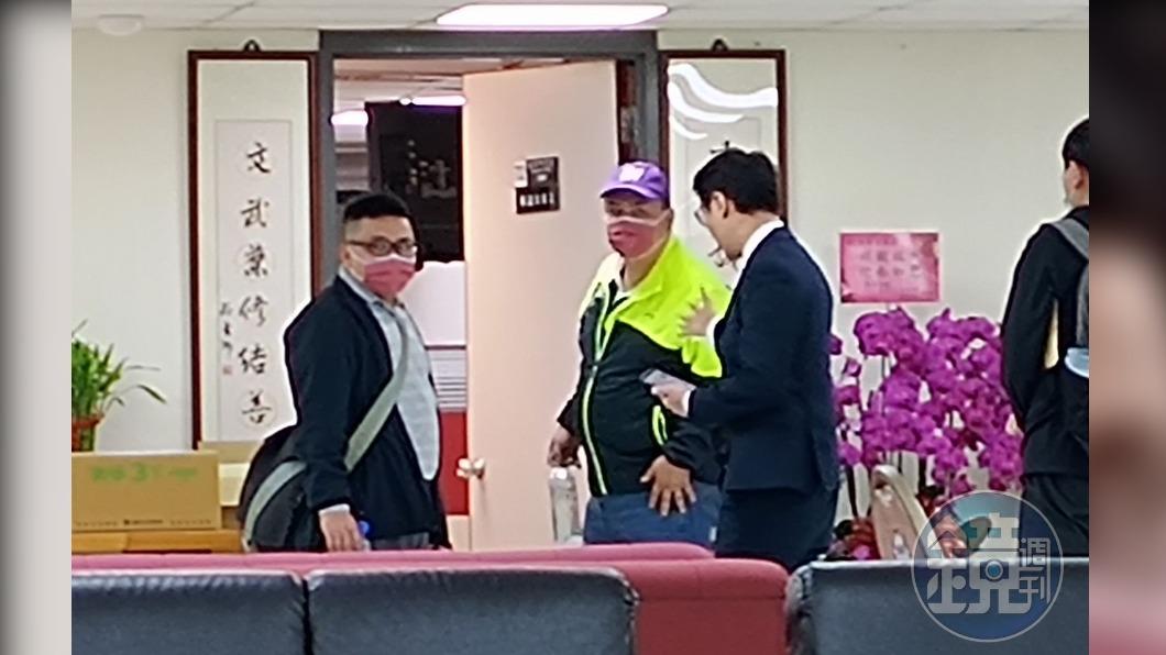 國民黨北市3連霸議員突遭搜索!「廉政署直搗辦公室」氣氛詭譎