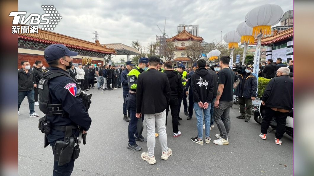 快訊/太陽聯盟大哥「熹董」今板殯告別式 估千人送行百警戒備