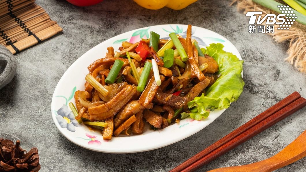 客家小炒為傳統客家經典菜餚。(示意圖/shutterstock達志影像)
