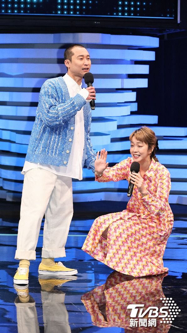 浩子和大霈共同主持節目。(圖/張哲鳴攝)
