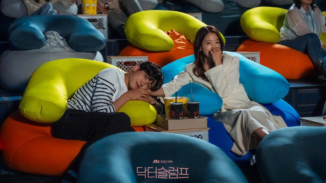 劇中兩人都曾是最耀眼的那顆星,一不小心墜落低谷。(圖/翻攝自X@jtbclove)