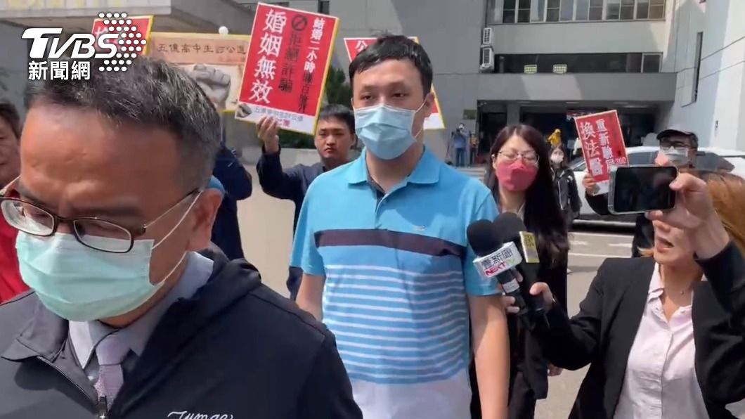 5億高中生母親首出庭駁兒愛男生　稱兒秀照片暗戀「長髮大眼女」