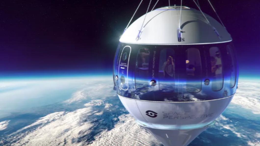 搭太空船飛3萬公尺高空吃米其林二星餐點 每席要價千萬