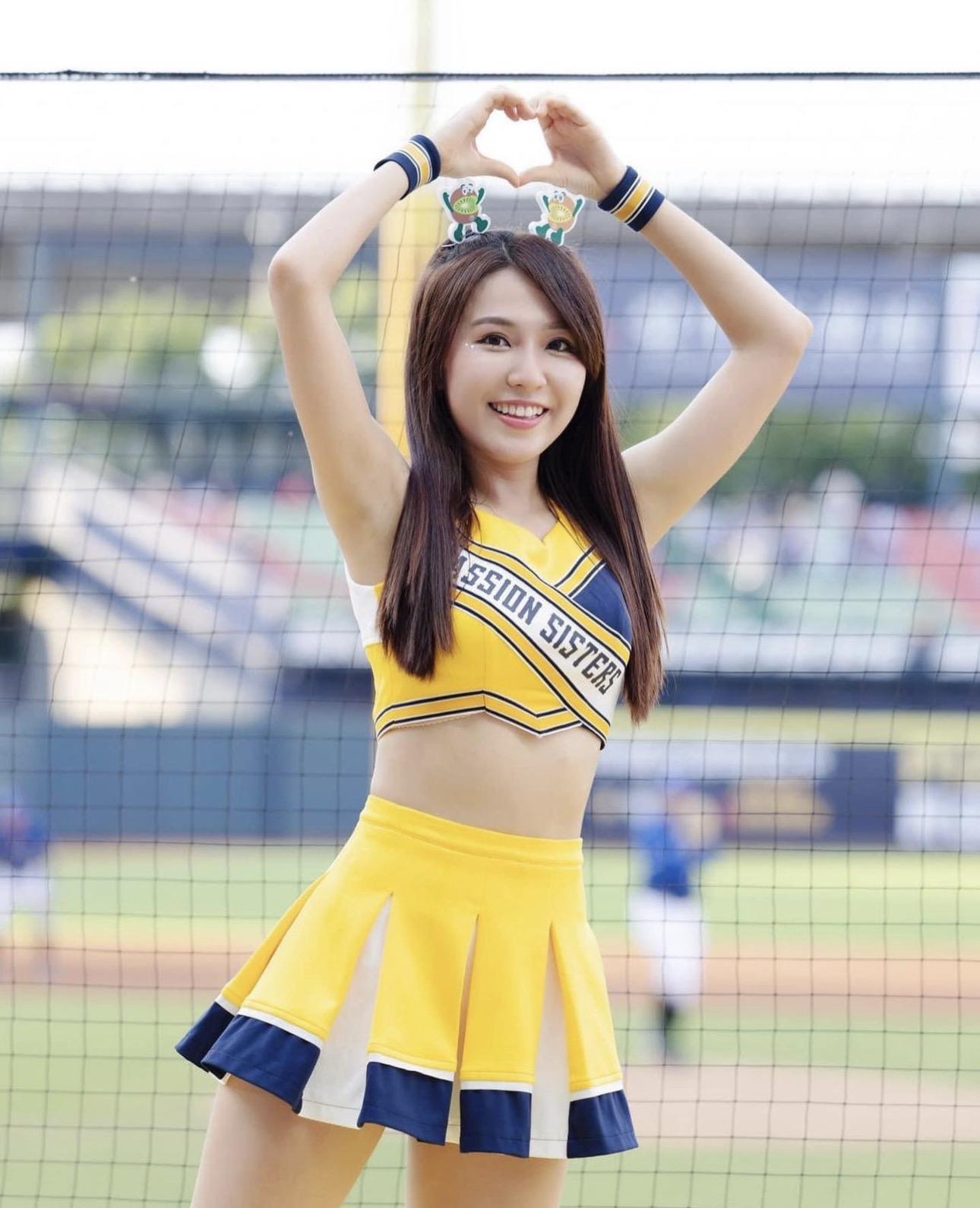 中信兄弟啦啦隊Peggy。(圖/翻攝Peggy IG)