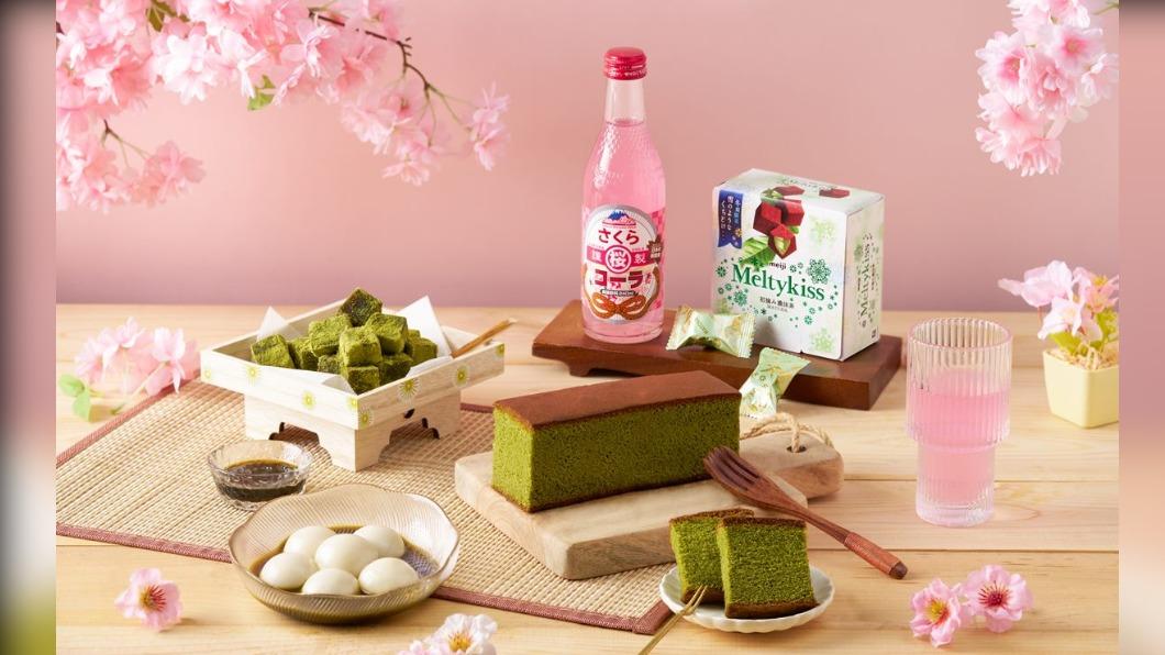 多種抹茶類甜點供你選擇。(圖/翻攝自唐吉訶德)