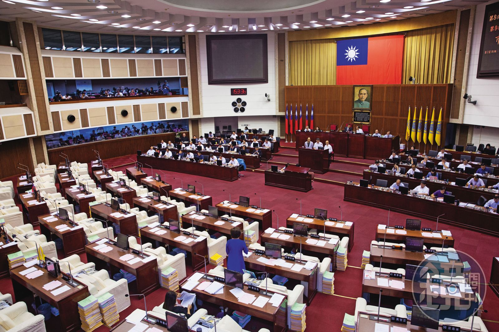 檢廉懷疑有其他議員涉嫌護航,不排除發動新一波約談行動。(圖/鏡週刊)