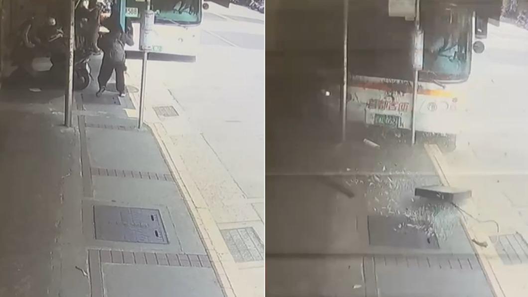 公車失控衝撞三媽臭臭鍋!她慘被機車剷倒 路人驚逃四散畫面曝