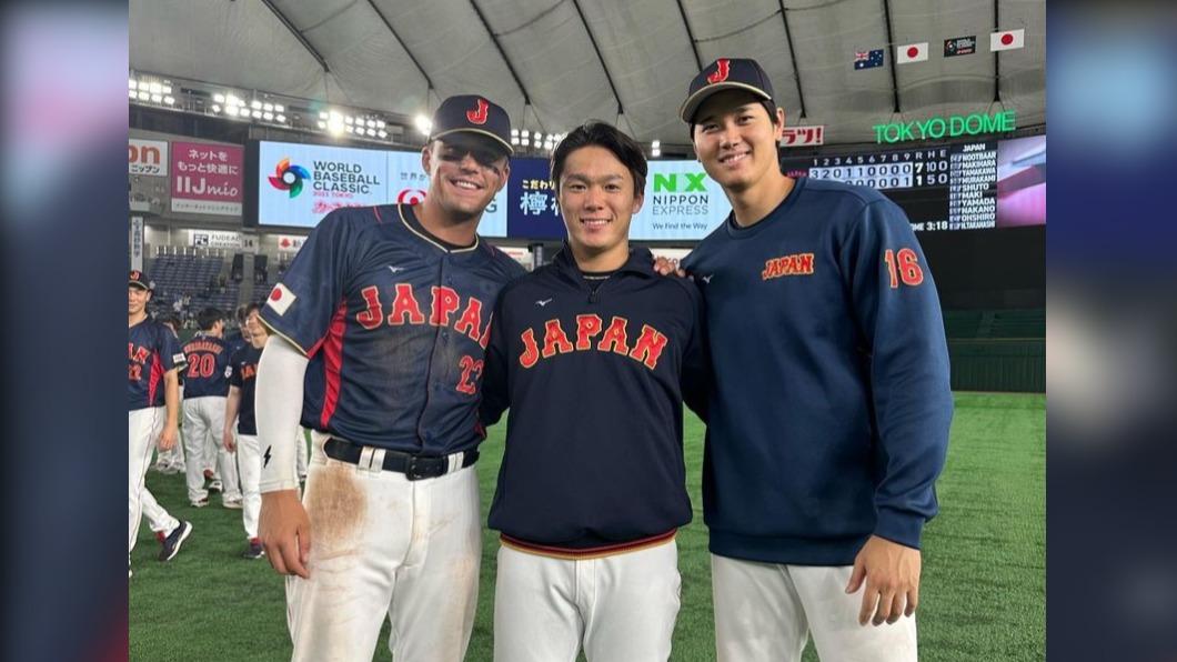 21日晚間美國職棒大聯盟海外賽，洛杉磯道奇由日籍好手山本由伸（中）掛帥先發。（圖／翻攝自山本由伸IG）