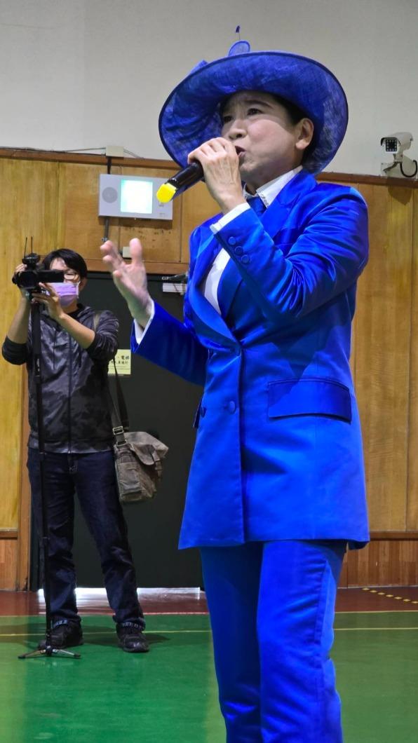 方寧宣布復出舞台舉辦「奔向彩虹」公益演唱會。(圖/彰化教養院提供)
