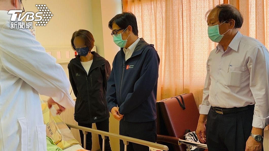 鋁工廠爆炸2移工慘死!遭停工開罰30萬 陳其邁奔醫院探傷者