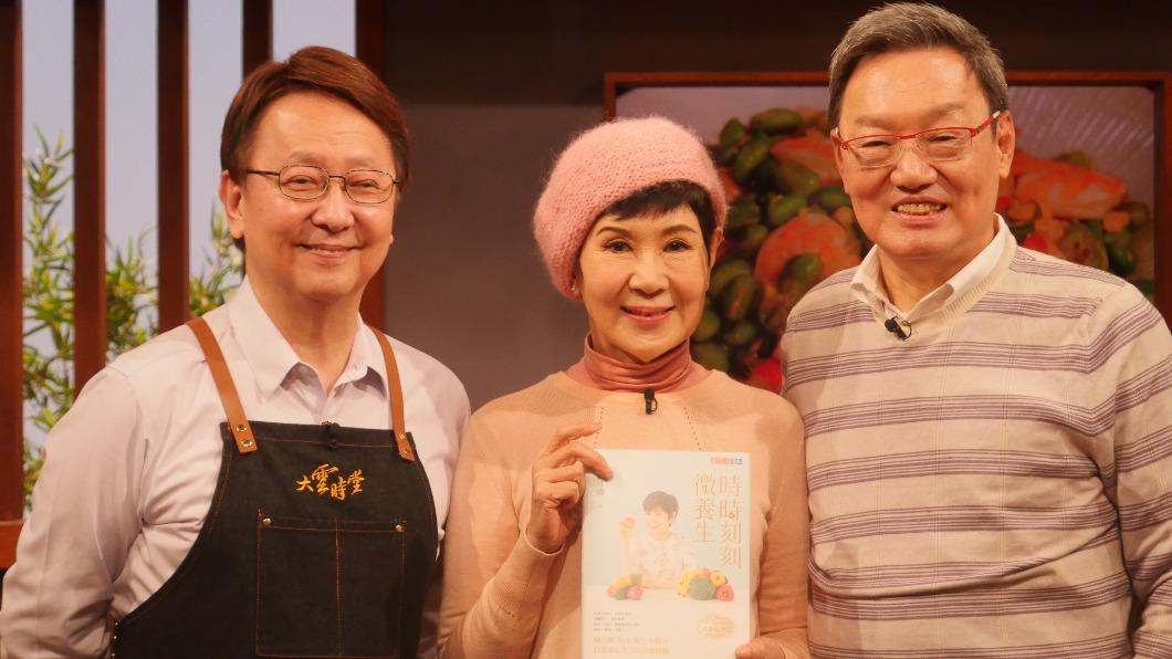 李四端(左起)、陳月卿與蘇起。(圖/MOMOTV提供)