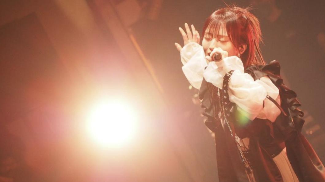 山本彩自女團「NMB48」畢業後,持續耕耘著音樂路。(圖/翻攝自sayaka__714 IG)
