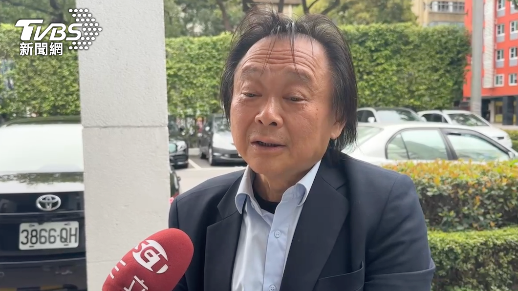 重演喝水事件！韓國瑜送茶幫止咳　王世堅笑：人在江湖早晚要還
