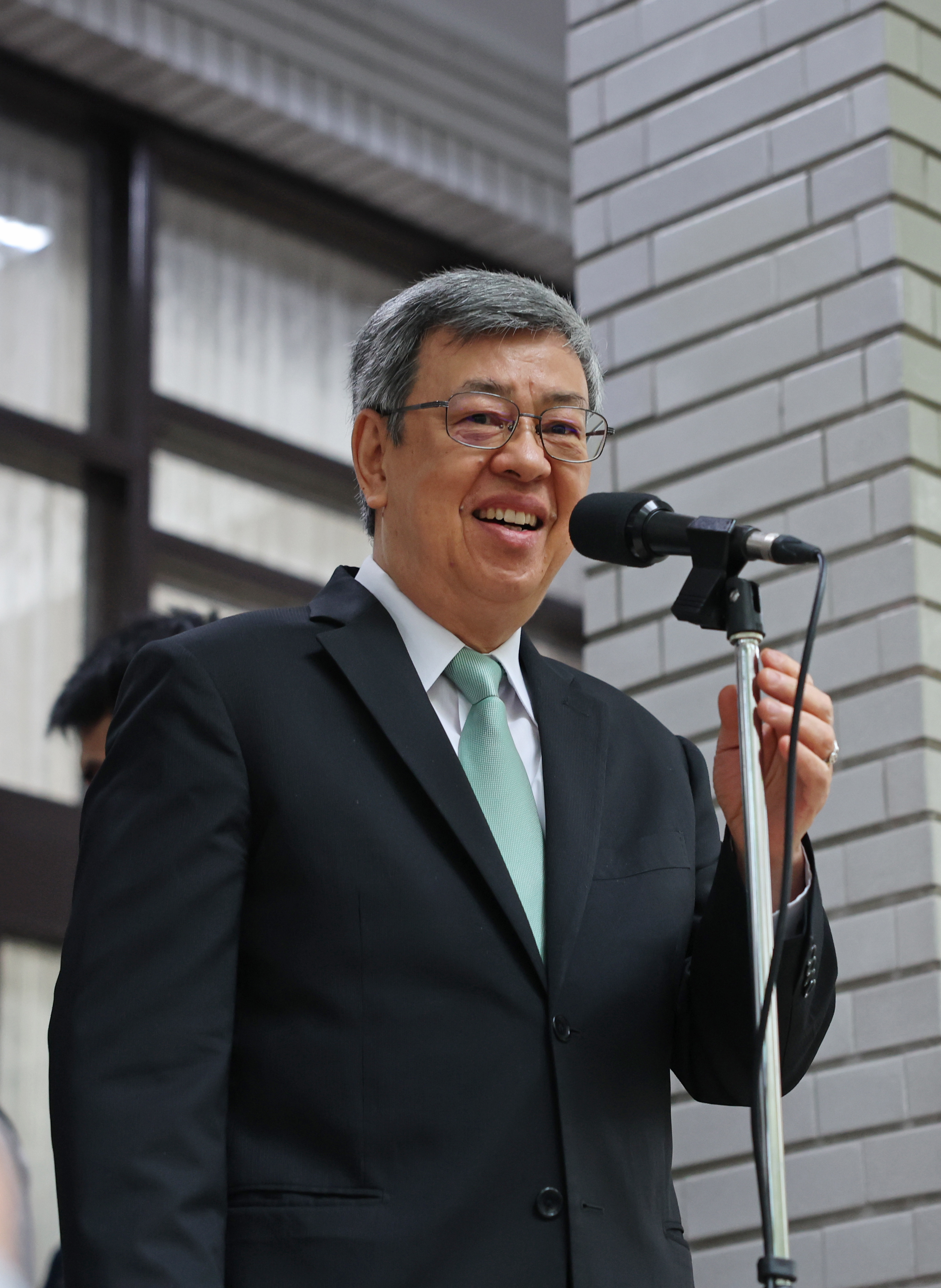 陳建仁:細緻調整電價 繼續推TPASS通勤月票