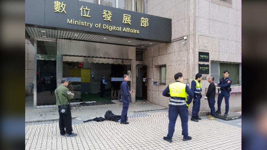 離總統官邸僅7百米! 槍手3槍狂轟棄械遭逮嗆:數發部亂花錢