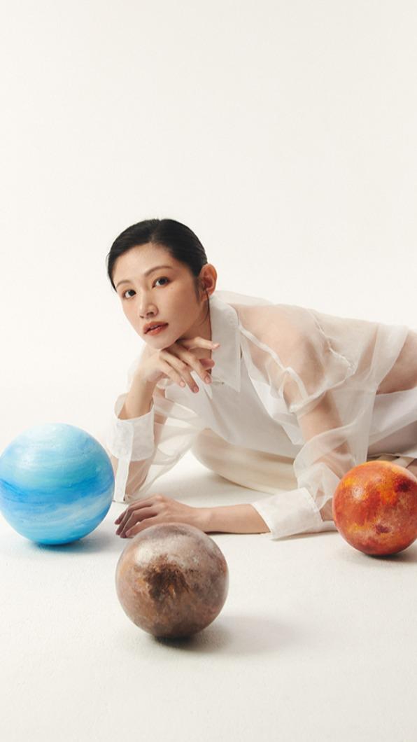 李千娜將寶寶心跳聲放進歌曲。(圖/《媽媽寶寶》提供)