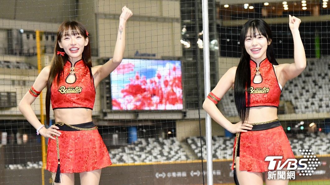 小龍女人氣成員林襄、李多慧。(圖/胡瑞麒攝)