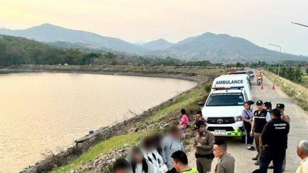5名少年不慎誤殺死者後,嚇得把對方屍體扔入一旁水庫中。(圖/翻攝自X)