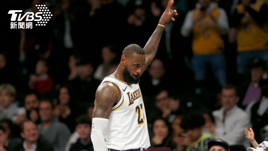 NBA/詹姆斯太狂! 9顆三分、40得分率湖人擊退籃網