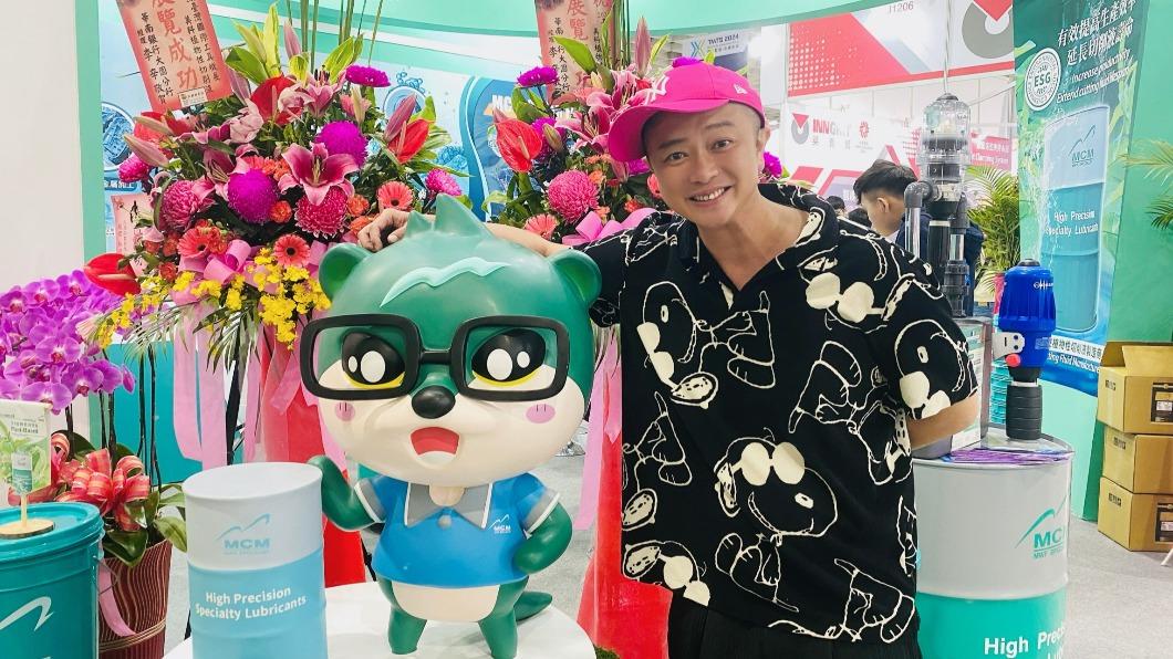 彈頭日前發行個人專輯《時光女伶》。（圖／美秀創意提供）