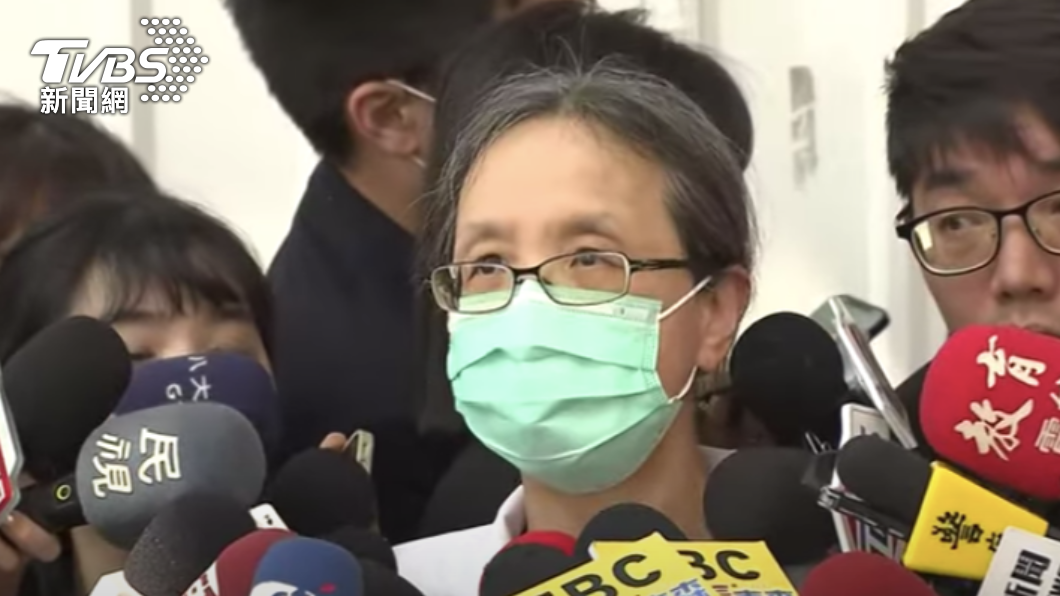 台大法醫學研究所副教授兼所長翁德怡。（圖／TVBS）